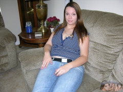 Big Breasted Amateur Chubby Babe Models Nude