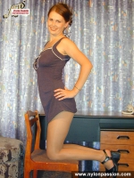 Pantyhose masturbation talking phone