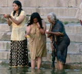 indian big busty Aunty\'s