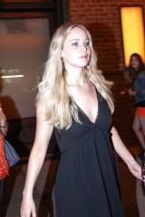 Jennifer Lawrence Goofing around in restaurant