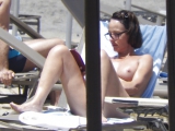 Brunette caught topless in Agia Marina, Creta!
