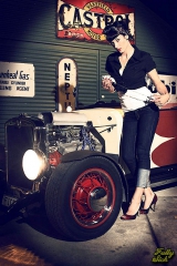 Hot 17 by petra