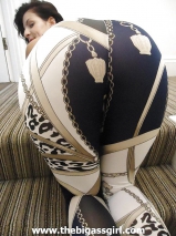 BIG BOOTY BIG ASS GIRL