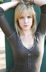 Jessy Schram
