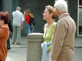 Braless ohne BH unterwegs
