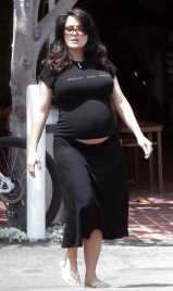 SEXY PREGNANT - NON NUDE