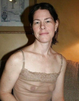 No bra gems