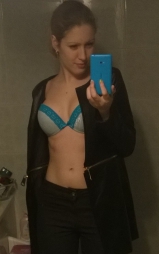 19 yo italian amateur whastapp selfies