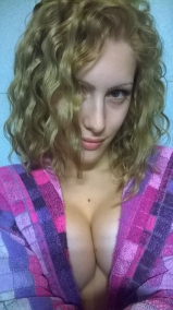 19 yo italian amateur whastapp selfies