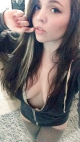 Teen rocker nude selfshot gallery - amateur girl with big ti