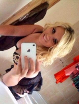 Amateur british teen - blonde selfie masturbation shots