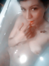 Redhead kinky milf - trendy lady likes selfies