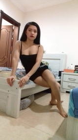 Sheraine Pornstar Wear Hot Black Dress