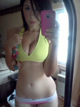 USA woman boobs pussy selfie