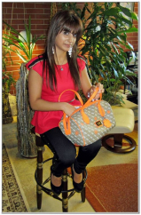 ESCORTGIRL ADRIANA BEATRICE