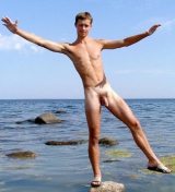 nude men