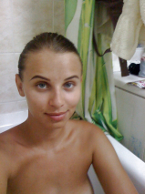 Hungarian girlfriend Dora nude