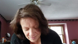 Gorgeous Mature Amateur Wife Walks In Room to Suck Dick