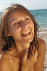 exposed amateur wife Naomi