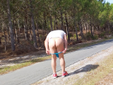 Il fait chaud alors j enleve ma culotte sur la route