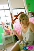 Hot girlfriend in the