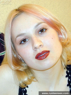 Teen blonde panties play - N