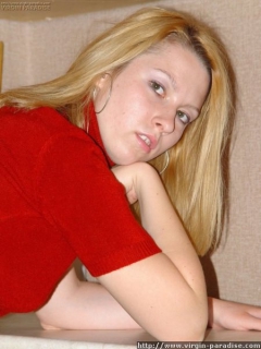 Virgin poses in lingerie - N
