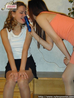 Girl-girl hose - N
