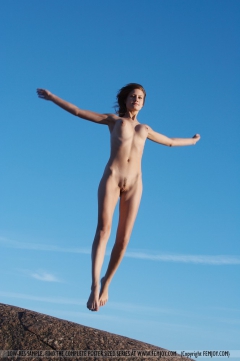 Nude Beach - N