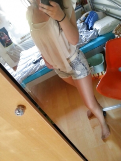 Selfshots - N