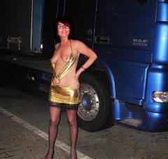 rosybuena whore - N