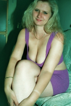 SAG - Mommie Is A Slutty Bitch? 22 - N