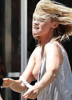 Celebrity Downblouse - N