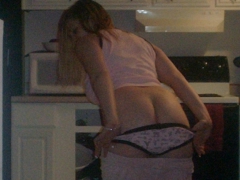 Kinky bitch 2 - N
