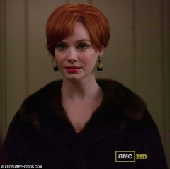 Christina Hendricks...IS A BLOND?!?!!?!?!?! - N