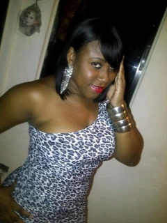 Negra linda - N