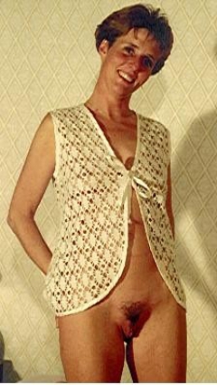 slut wife andreehelen in sexy top - N