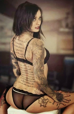 Latex lesbian oiled - N