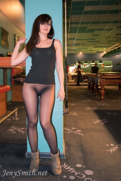 Amateur Public - N