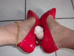 Rubbing cock with my heels on - N