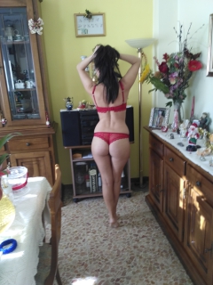 io Cinzia porca di Vigevano - N