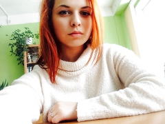 Young redhead mum selfshots - you wouldnt think she had two - N