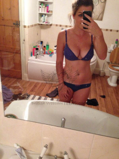 Dirty british slut nude selfies - Anna Kendrick look a like - N