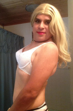 Oscarina Grandeas Daddy's Sissy Faggot - N