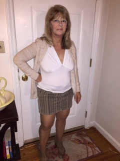 uk granny Maggie - N