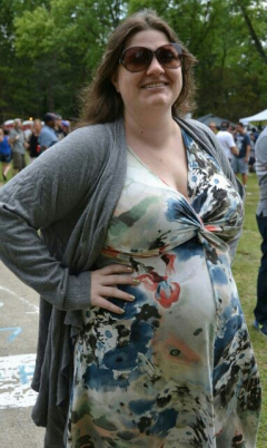 Mature ladies braless cleavage pokies - N