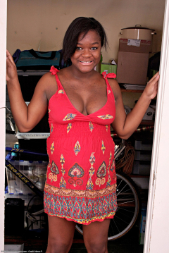 ebony pregnant - N