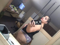 QUeeN THiCKOnE - N