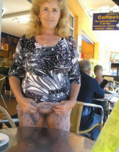 Sexy woman and hairy pussy 7 - N