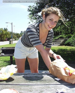 Hitch Hikers Outdoors - N